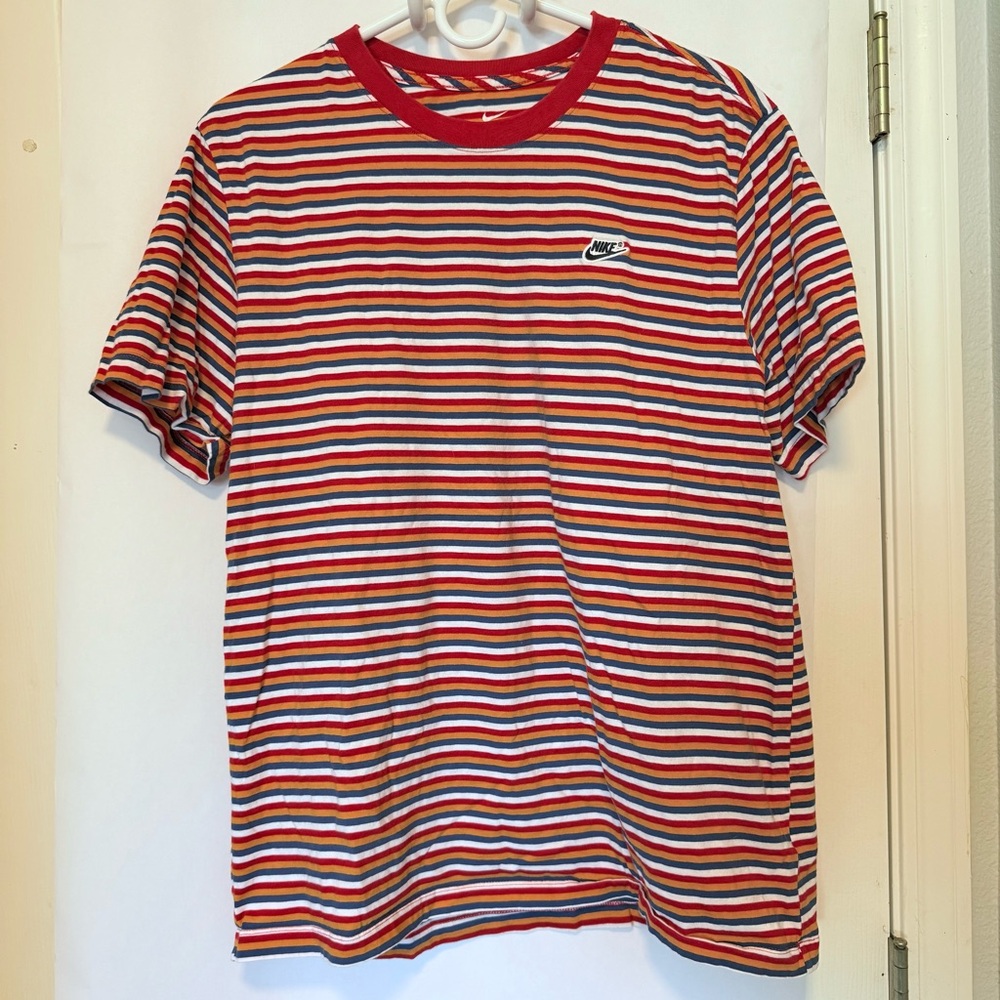 Nike Sportswear Retro Striped T-Shirt Men's Size Large Red Orange Blue